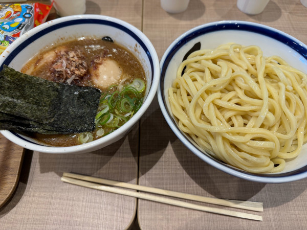 「つけ麺　大盛り　1580円」@中華そば つけめん 玉 三井アウトレットパーク岡崎店の写真