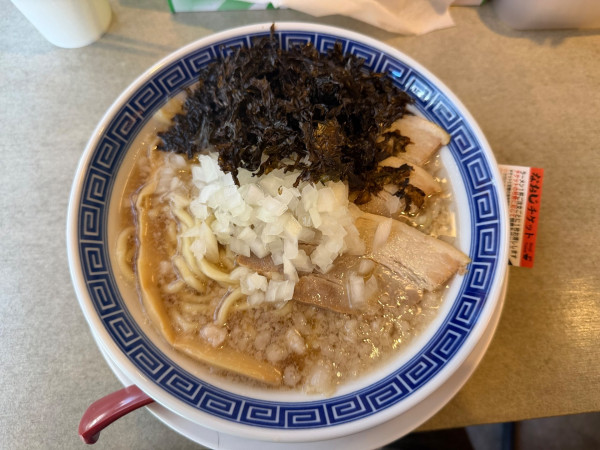 「背脂中華バラ海苔 1080円」@新潟雪国ラーメンなおじ 幡ヶ谷店の写真