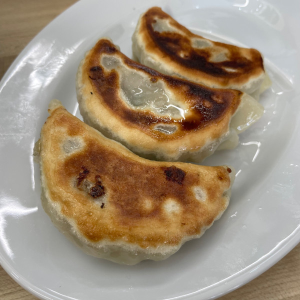 「餃子 3ヶ　300円」@麺屋 二周目の写真