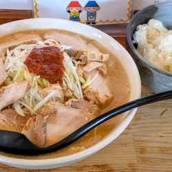 ねぎみそチャーシュー麺＋半ライス（1,220円＋290円）
