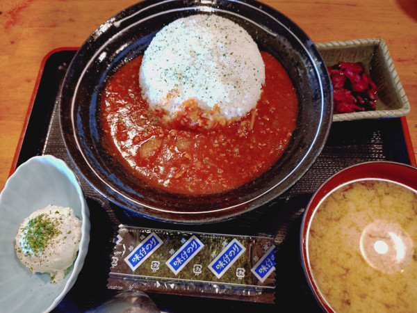 「（日替わり限定ランチ）トマトカレー　８００円」@魚やの写真