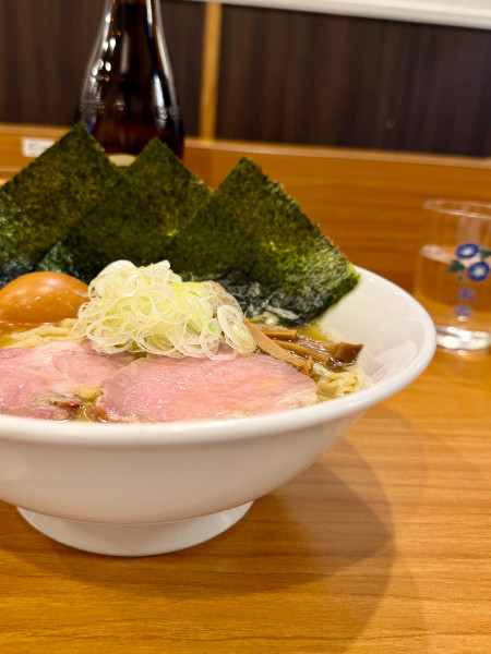 「全部のせ塩らーめん手もみ麺」@しののめヌードルの写真