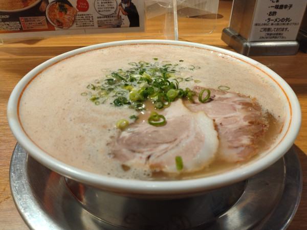 「博多ラーメン」@三代目 博多 だるま アクアシティお台場店の写真