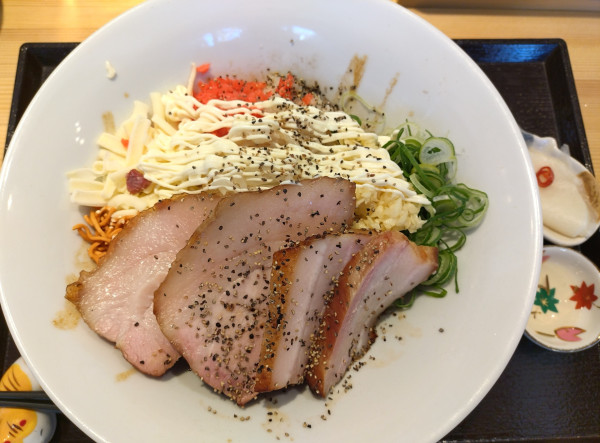 「猫叉まぜそばZ￥990＋叉焼￥200＝￥1190」@猫ニ叉タビの写真