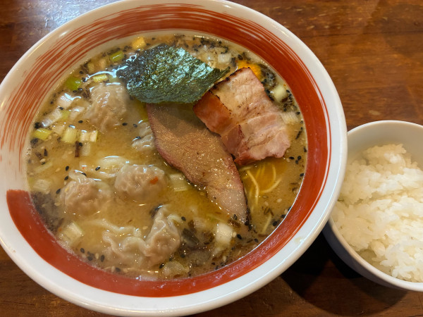「味噌ワンタンメン　1150円」@麺屋 悠の写真