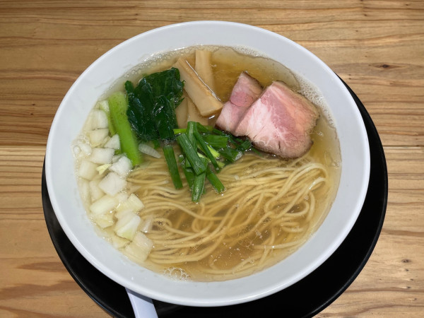 「ニボシラーメン　１玉　塩　￥９５０」@にぼしらぁ麺なの花の写真