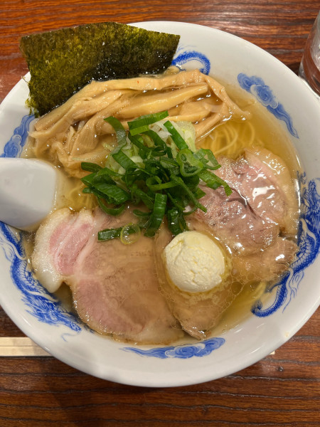 「塩バターラーメン」@貝だし地鶏中華そば あん藤 えのしま店の写真