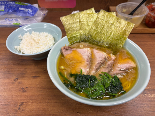 「チャーシュー麺 1000円 ライス無料」@二代目 英吉家の写真