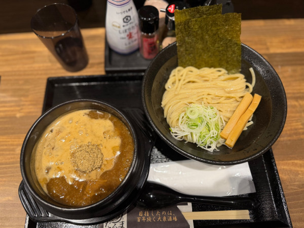 「牛もつ煮込みつけ麺 990円」@darumaの写真