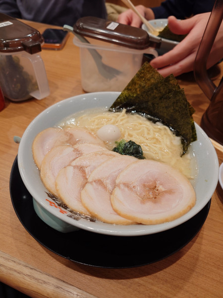 「塩豚骨チャーシュー麺」@町田商店 上越店の写真