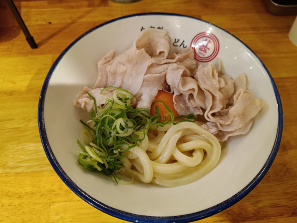 「肉玉小うどん　　　790円」@甚三 新橋店の写真