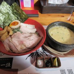 上海蟹つけ麺特のせ(1550円)