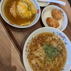 かけ醤油ラーメンランチ天津飯・鶏の唐揚げ 京風ダレ