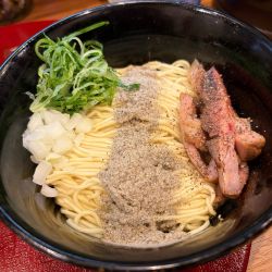 46煮干し蕎麦1200円.和え玉300円