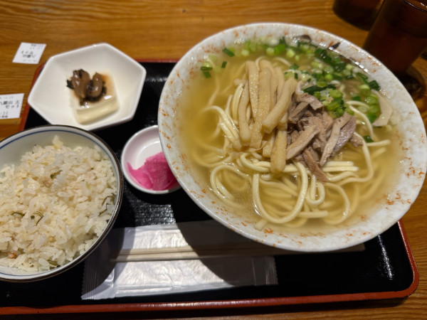 「八重山そば(大)セット」@みやら製麺の写真