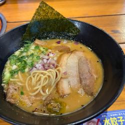 鶏白湯鶏そば味噌1030円