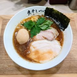 限定 極上煮干しそば2026 醤油+燻製半熟味玉