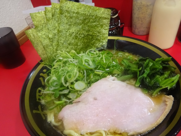 「のり九条ネギラーメン【並】　1,050円」@横浜家系ラーメン 十四代目野中家の写真