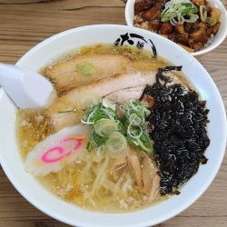 塩ラーメン＋炙りチャーシュー丼