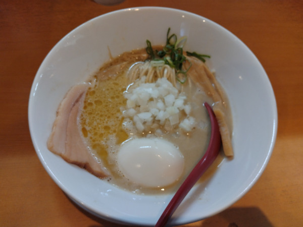 「中華そば(塩)¥900+味玉¥150-」@麺堂 稲葉の写真