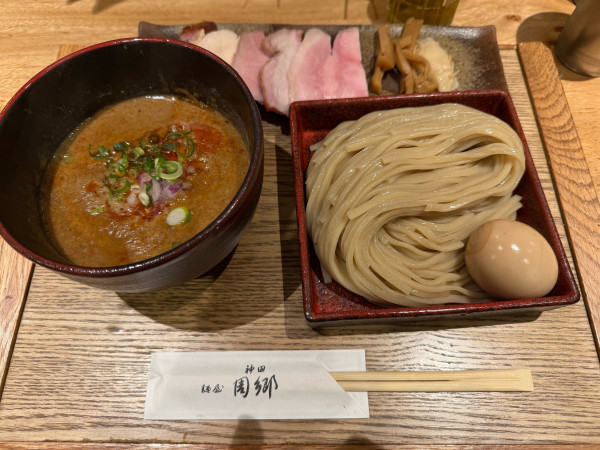 「特製辛つけ麺(大盛)」@麺屋 周郷 神田店の写真