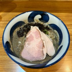 濃厚煮干ラーメン