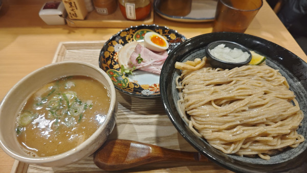 「準特製つけ麺（大盛）」@麺匠たか松 京都駅ビル拉麺小路店の写真