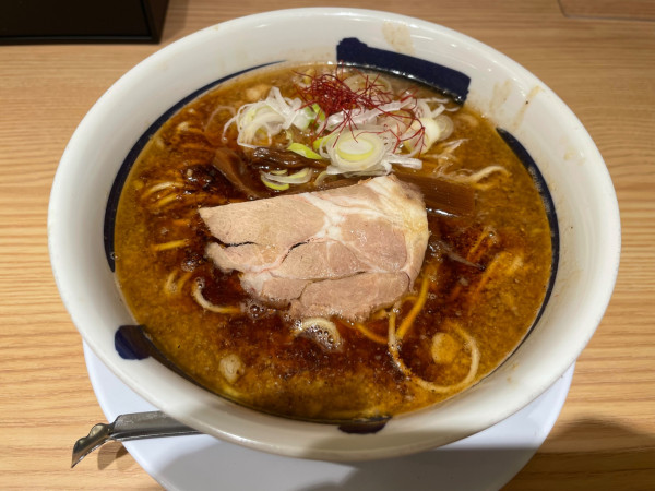 「ゴマ香る味噌ラーメン（限定）」@つけ麺専門店 三田製麺所 八幡山店の写真