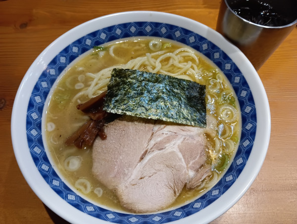 「塩ラーメン・麺少なめ(¥1,100)」@中華そばの店 りょうがの写真