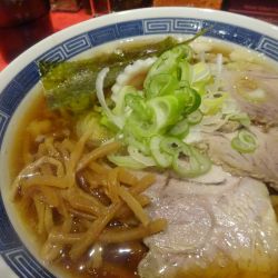ラーメン（麺量200g）　1,000円