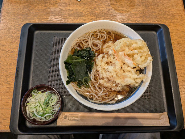 「里芋のかき揚げそば」@しぶそば 武蔵小杉店の写真