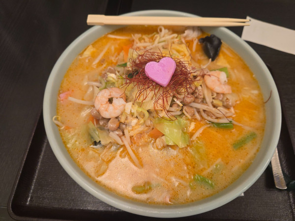 「納豆ちゃんぽん大粒・1.5人前・辛口 ￥1,250」@三芳八の写真