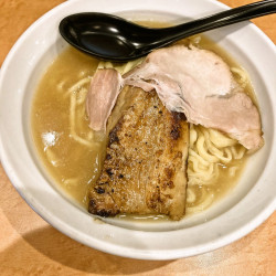 ド豚骨（980円）