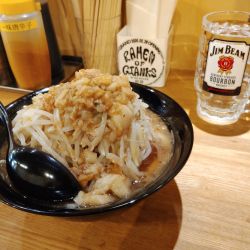 小ラーメン（豚1枚）麺200ｇ