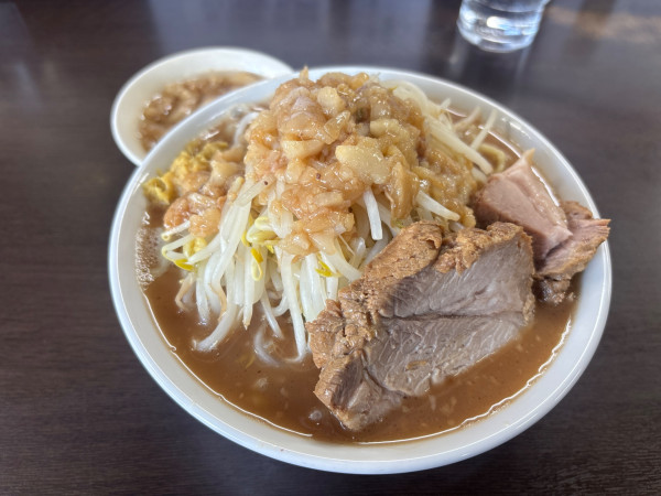 「ラーメン中300g」@ラーメンどでん 大宮店の写真
