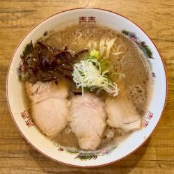 ラーメン（850円）