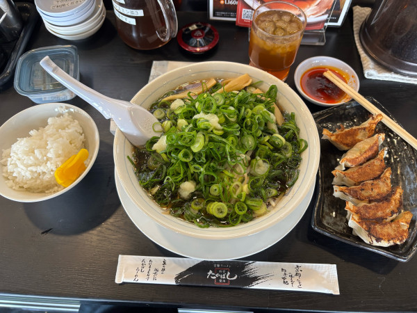 「たかばし並+餃子セット+お土産3」@たかばしラーメン 京都東インター店の写真