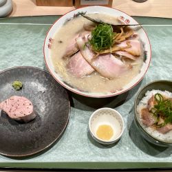 ＜限定＞ チャーシューしおとん