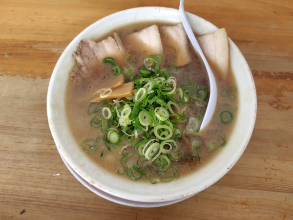「デラックス（しょうゆ）950円」@大ちゃんラーメン 鳥取店の写真