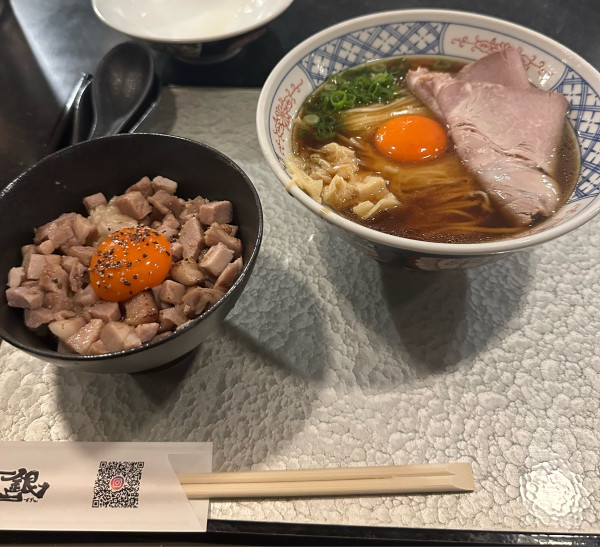 「地鶏醤油sobaセット」@鶏soba座銀 神楽坂東京本店の写真