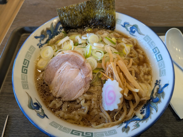 「らーめん」@舎鈴 カインズ鶴ヶ島店の写真