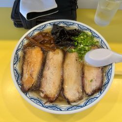 手打チャーシューラーメン汐