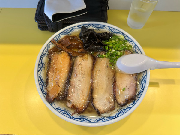 「手打チャーシューラーメン汐」@イタリア軒 藤枝店の写真