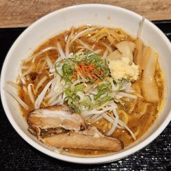 味噌ラーメン　980円