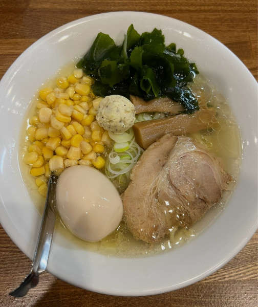 「塩バターラーメン　（限定）」@ラーメンいづるの写真