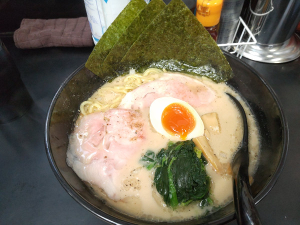 「特製煮干らーめん」@芳醇煮干 麺屋 樹の写真