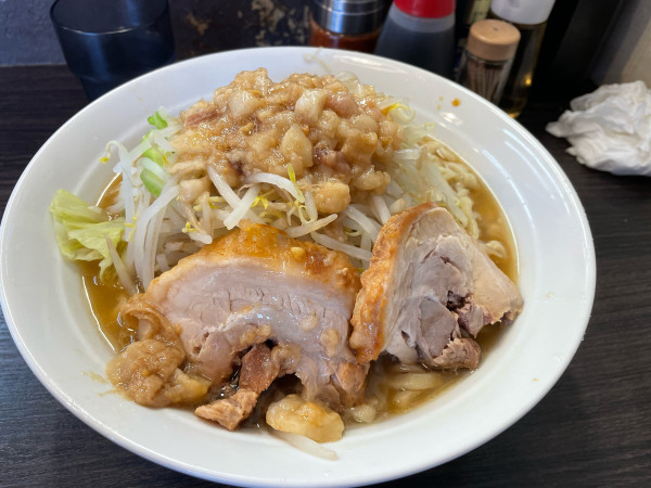 「ラーメン　大　1050円」@六麓 豚らーめんの写真