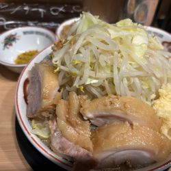 大ラーメン+豚1枚+肉アブラ+ぶっカリー
