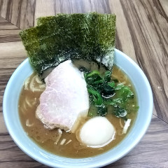 横浜ラーメン 武源家の画像