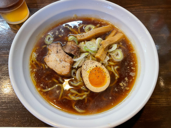 「黒（くろ）　￥９５０」@名古屋ブラックラーメン くらよしの写真